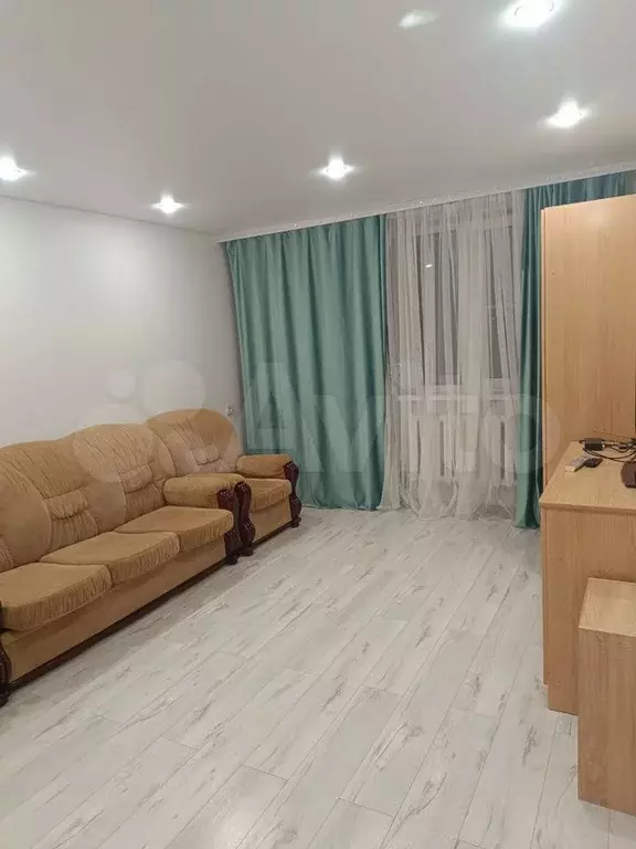 2-к. квартира, 50 м, 2/5 эт. - Фото 0