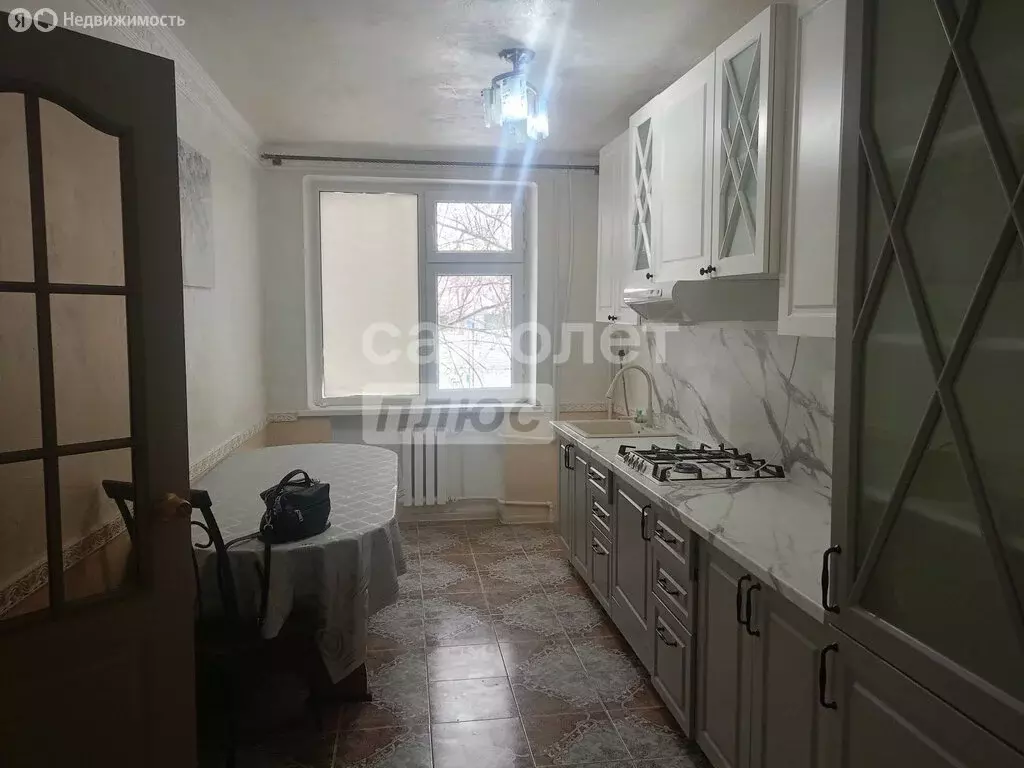 4-комнатная квартира: Грозный, Висаитовский район, посёлок Абузара ... - Фото 1