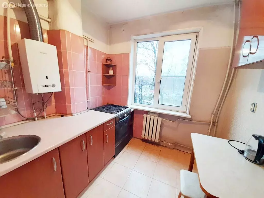 3-комнатная квартира: Щёлково, улица Комарова, 8 (57.6 м) - Фото 2