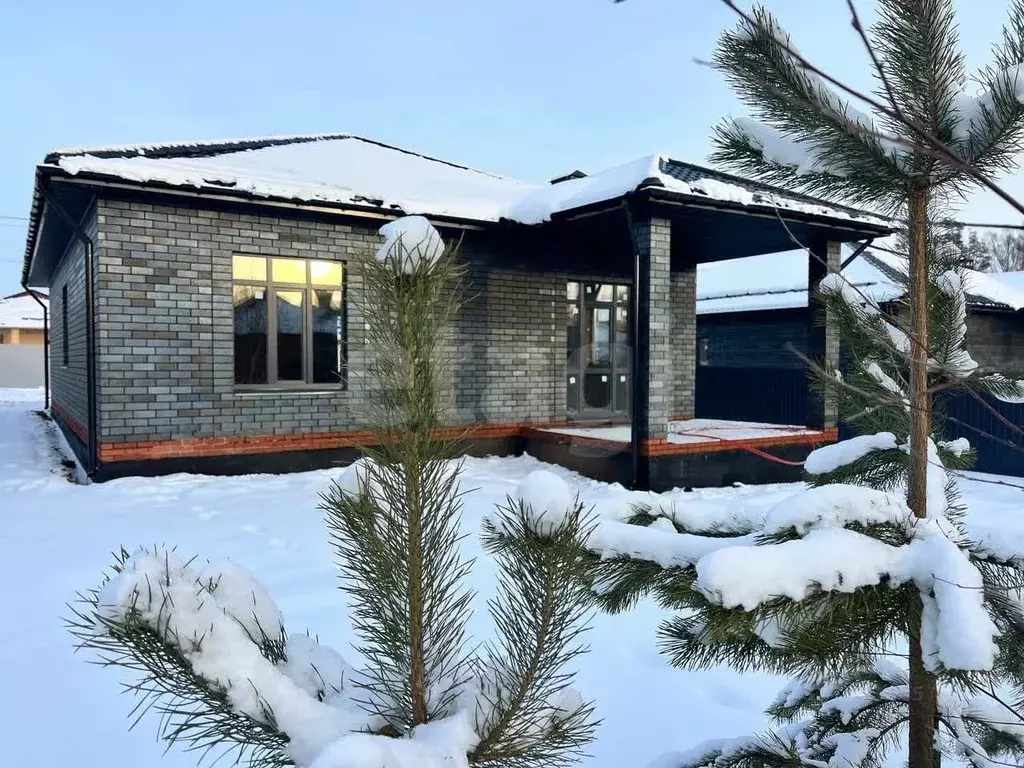 Дом в Татарстан, Пестречинский район, Богородское с/пос, д. Куюки ул. ... - Фото 1