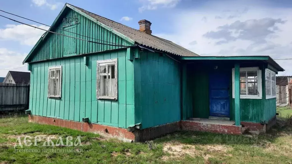 Дом в Белгородская область, Старооскольский городской округ, с. ... - Фото 1