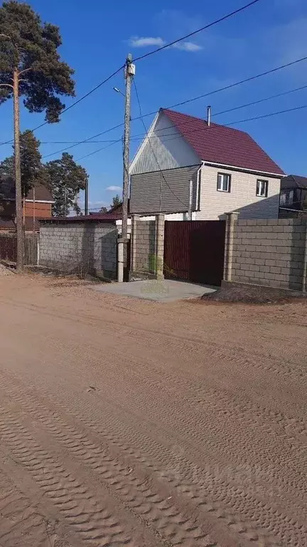 Дом в Бурятия, Улан-Удэ ул. Усадебная, 101 (110 м) - Фото 1