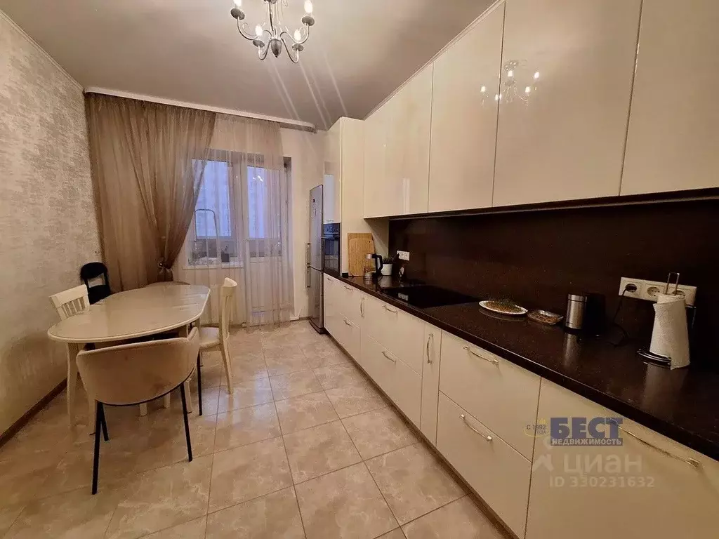 2-к кв. Москва Внуковское поселение, ул. Омская, 17 (60.0 м) - Фото 1