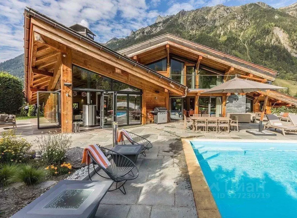 Дом в Краснодарский край, Сочи Красная Поляна пгт, ул. Дальняя (620 м) - Фото 1