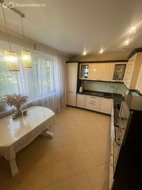 3-комнатная квартира: Челябинск, Туруханская улица, 42 (81.4 м) - Фото 1