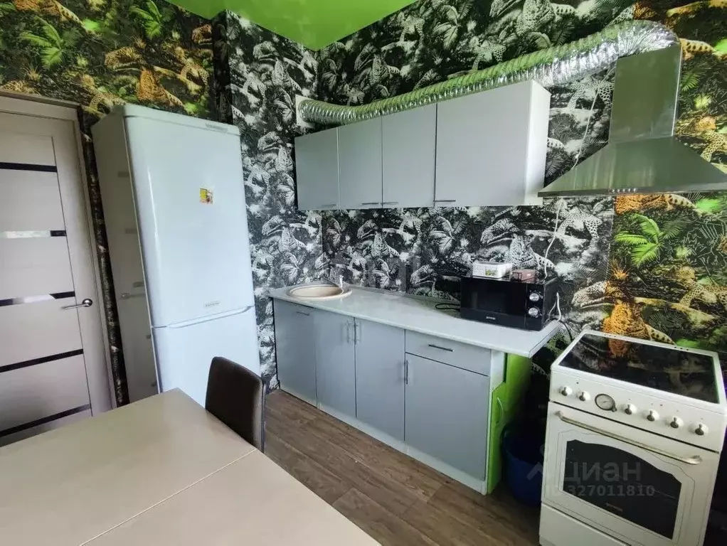 2-к кв. Башкортостан, Стерлитамак ул. Гоголя, 130А (53.7 м) - Фото 1