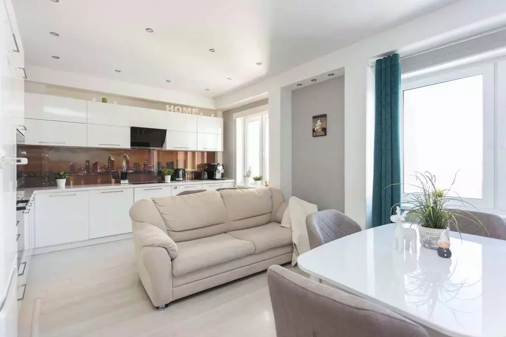 3-к кв. Карелия, Петрозаводск Лососинское ш., 38к1 (75.9 м) - Фото 2