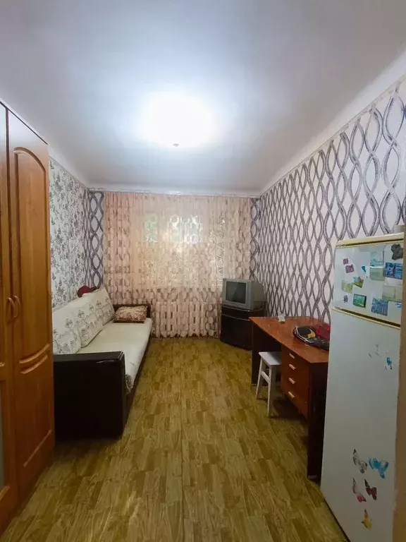 Комната 13 м в 1-к., 1/3 эт. - Фото 0