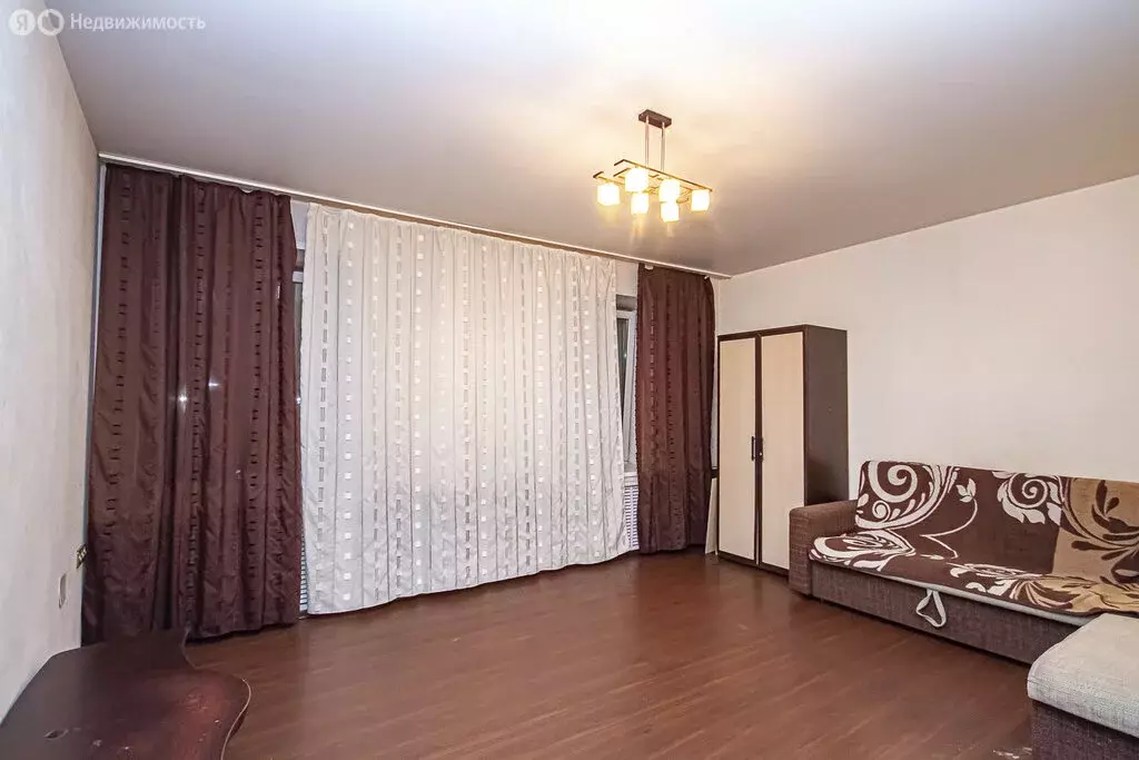 3-комнатная квартира: Новосибирск, улица Чехова, 388 (71.6 м) - Фото 0