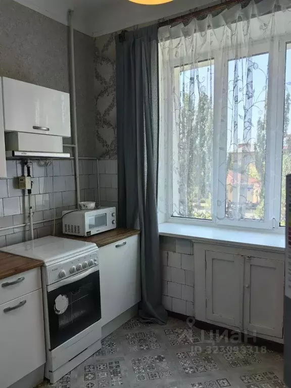 2-к кв. Омская область, Омск Спартаковская ул., 8 (53.0 м) - Фото 1