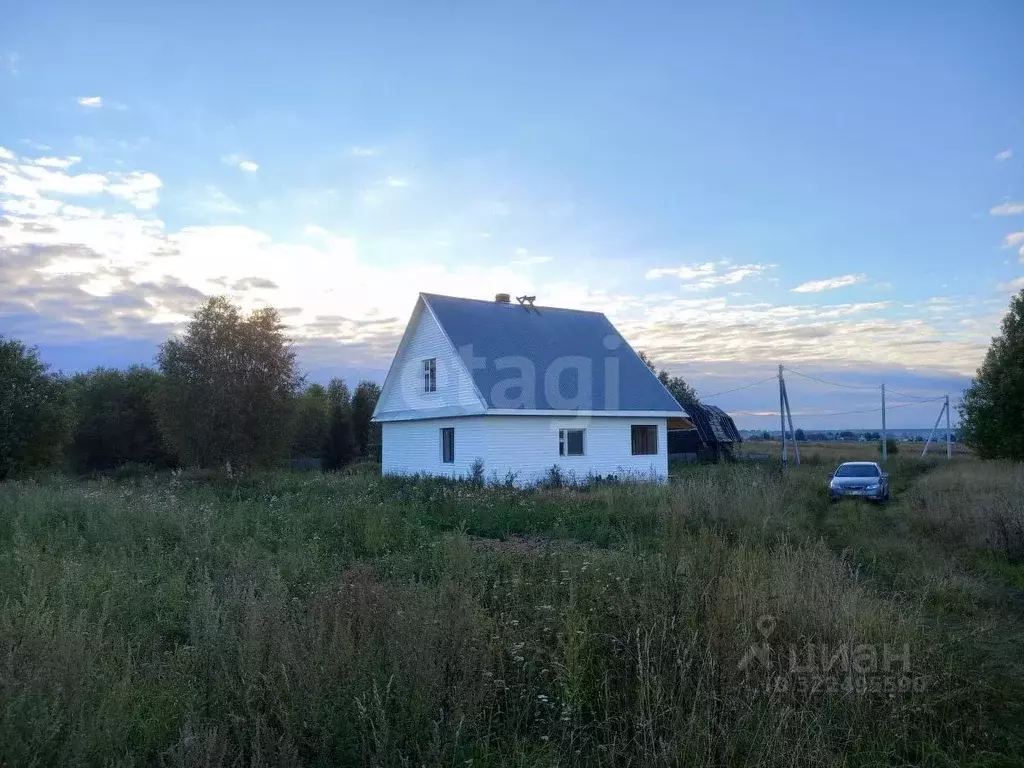 Дом в Вологодская область, с. Сямжа ул. Давыдовская, 3А (150 м) - Фото 1