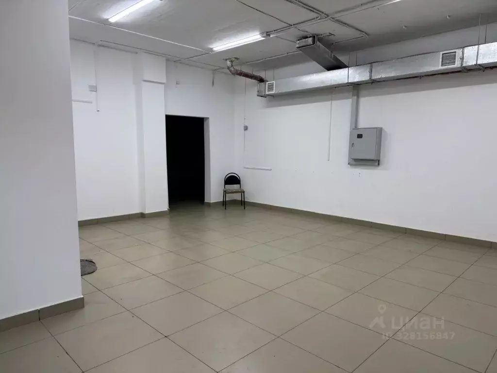 Помещение свободного назначения в Бурятия, Улан-Удэ 104-й мкр, 5 (140 ... - Фото 2