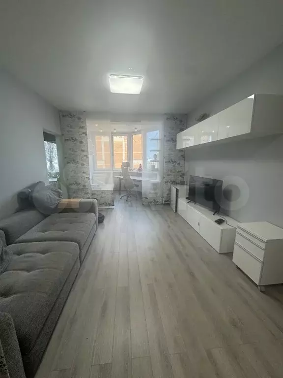 3-к. квартира, 80 м, 13/17 эт. - Фото 1