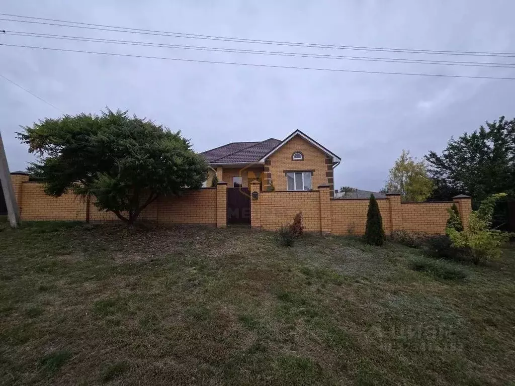 Дом в Белгородская область, Белгородский район, Тавровское с/пос, с. ... - Фото 1