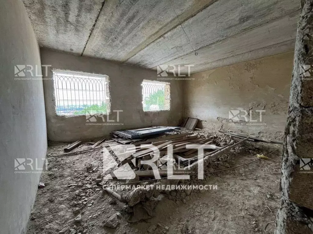 Дом в Дагестан, Махачкала ул. Митарова, 70 (250 м) - Фото 1