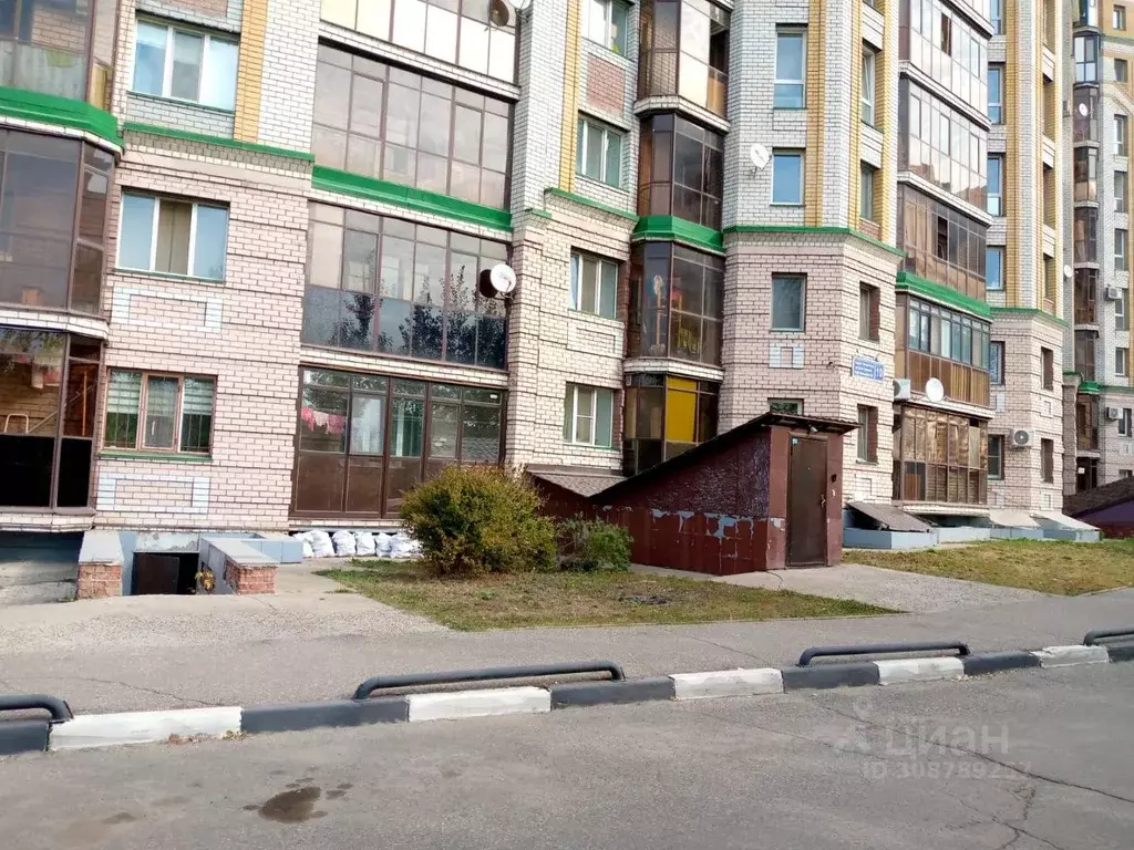 Помещение свободного назначения в Татарстан, Казань ул. Баки Урманче, ... - Фото 1