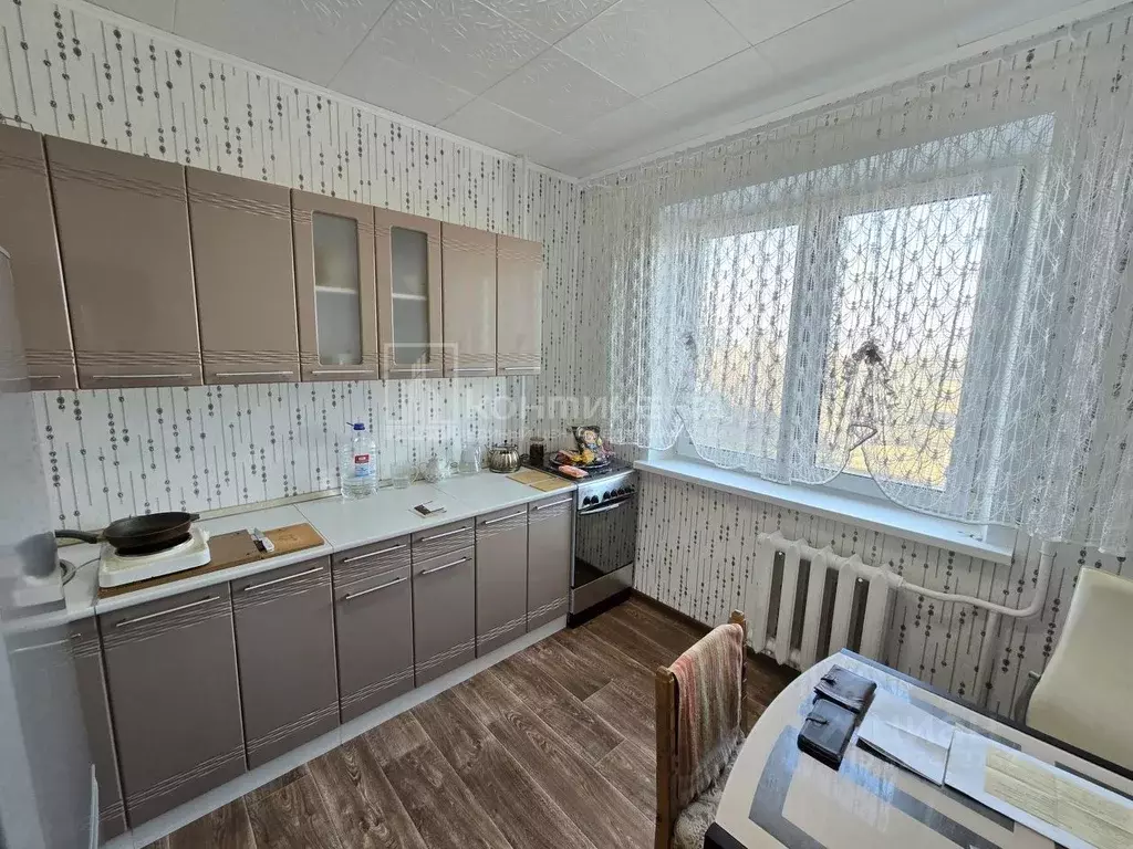 3-к кв. Владимирская область, Ковров ул. Строителей, 43 (63.0 м) - Фото 0
