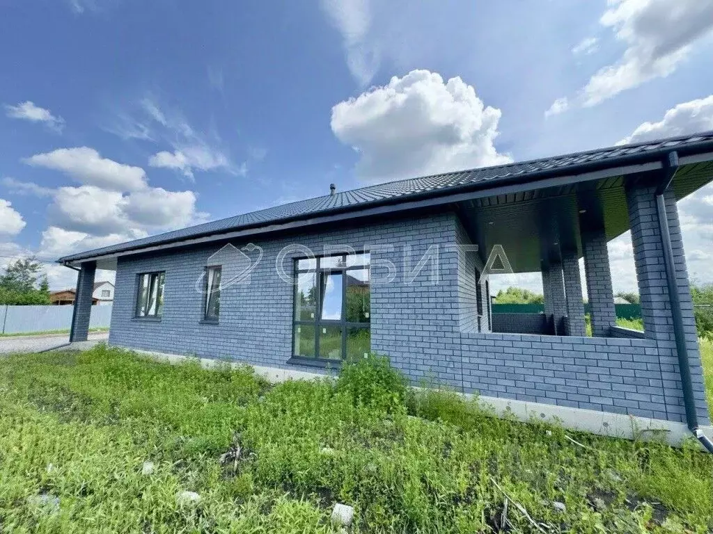 Дом в Тюменская область, Тюмень Луч СНТ, ул. Цветочная (193 м) - Фото 0