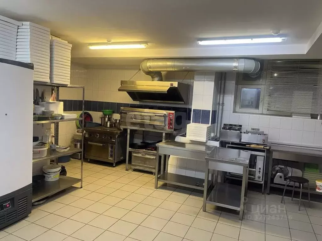 Торговая площадь в Ямало-Ненецкий АО, Тарко-Сале Пуровский район, ул. ... - Фото 1