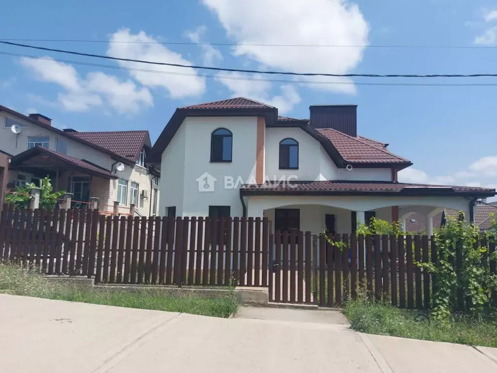Дом в Краснодарский край, Новороссийск ул. Хоперская, 1 (354 м) - Фото 0