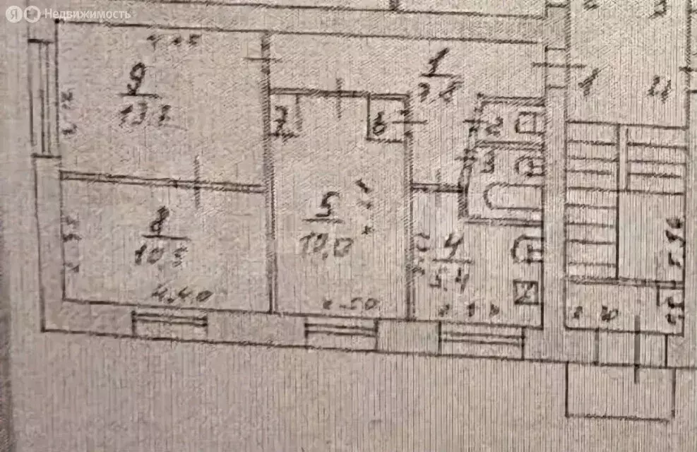 3-комнатная квартира: Таганрог, улица Морозова, 9 (50 м) - Фото 1