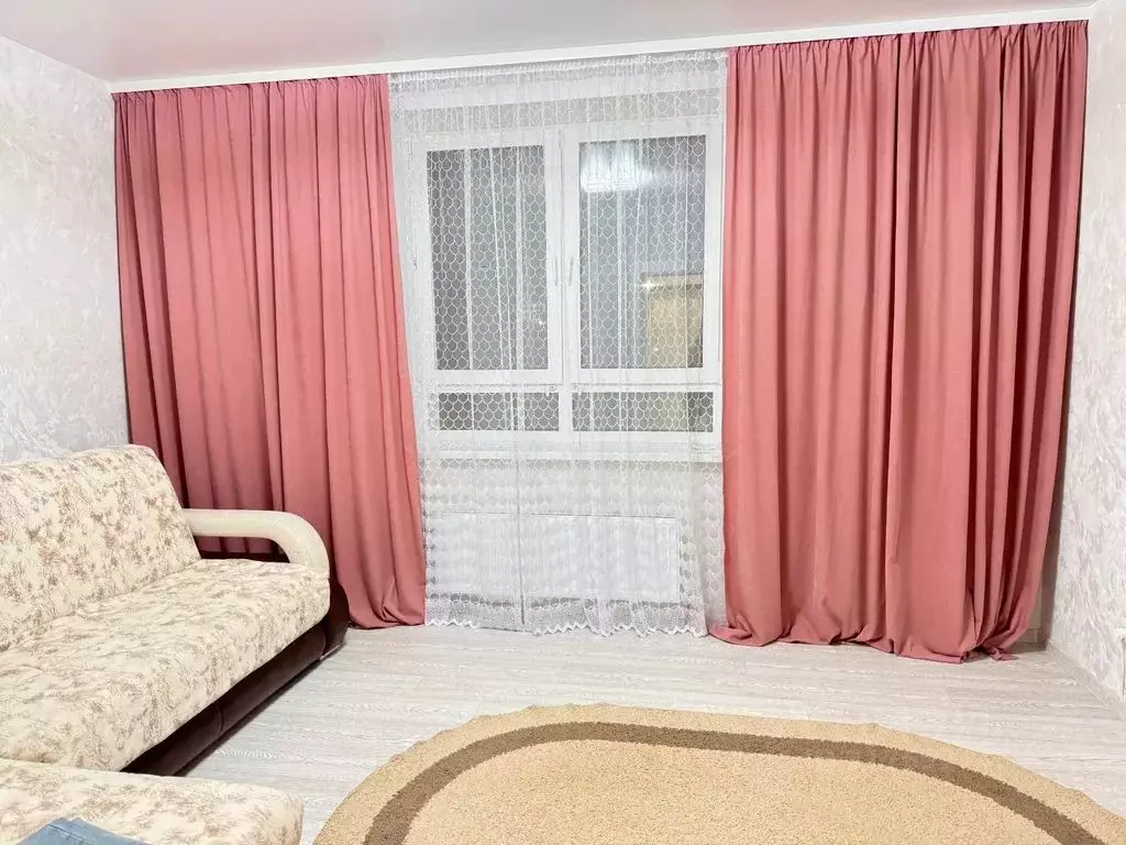 1-к кв. Татарстан, с. Высокая Гора ул. Рождественская, 12А (35.0 м) - Фото 1