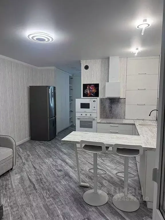 Студия Ростовская область, Ростов-на-Дону просп. Сиверса, 30 (33.0 м) - Фото 1