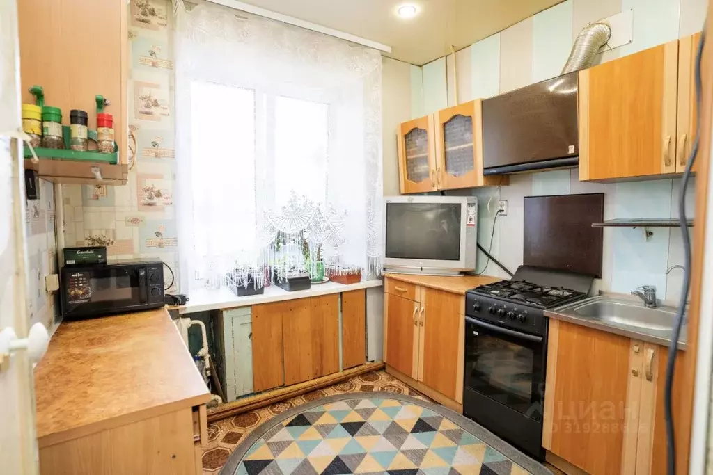 2-к кв. Челябинская область, Верхний Уфалей ул. Некрасова, 12 (45.5 м) - Фото 0