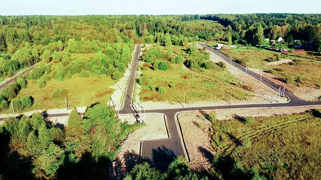 Участок в Московская область, Клин городской округ, д. Марфино ул. ... - Фото 1