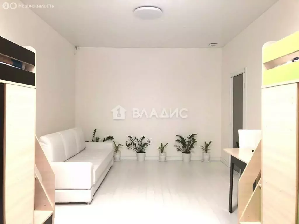 3-комнатная квартира: Жуковский, улица Амет-хан Султана, 15к4 (83.2 м) - Фото 1