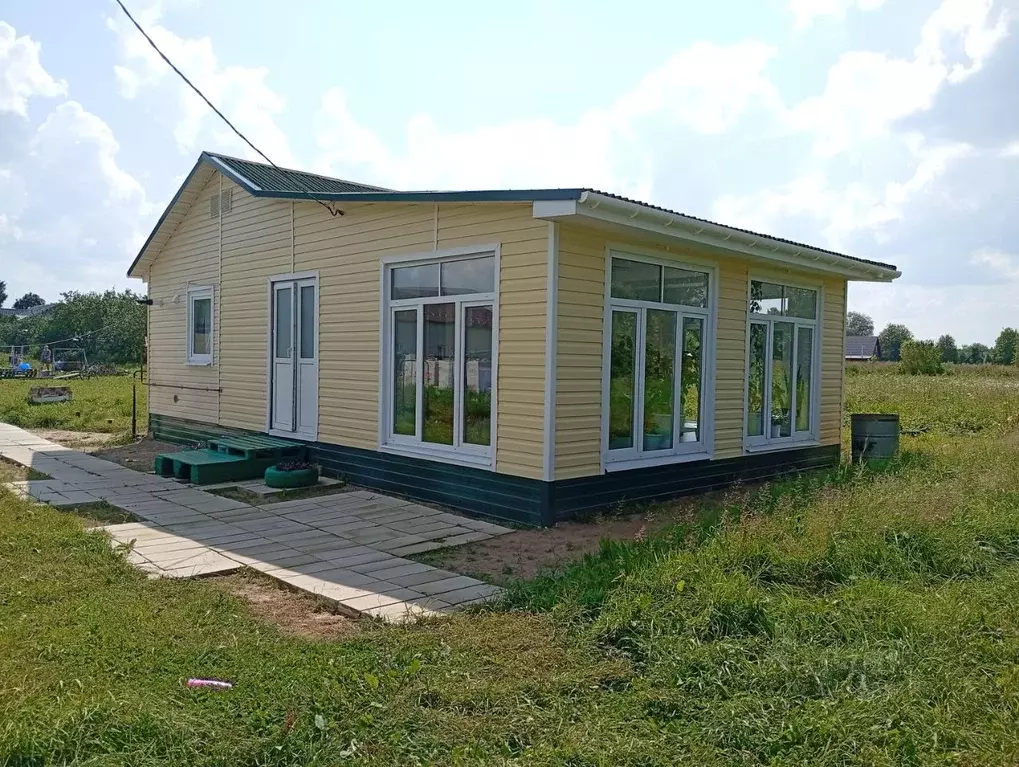 Дом в Ленинградская область, Волосовский район, Калитинское с/пос, д. ... - Фото 1