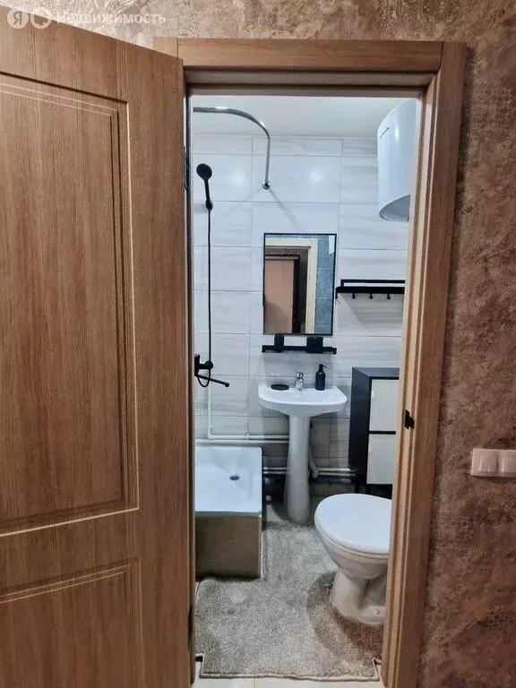 Квартира-студия: Казань, улица Восстания, 21 (17.6 м) - Фото 1