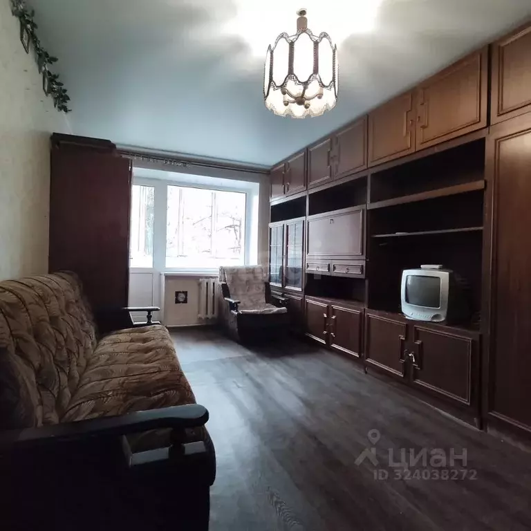 2-к кв. Саратовская область, Саратов Высокая ул., 3 (42.8 м) - Фото 2