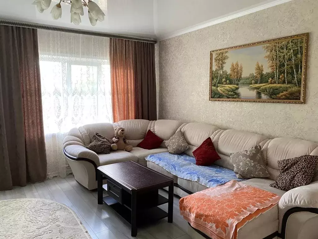 Продаётся 4-к квартира, 83.6 м - Фото 0