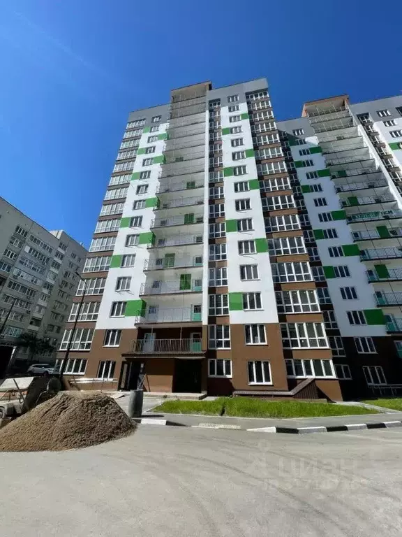 1-к кв. Саратовская область, Саратов Лунная ул., 25Б (39.7 м) - Фото 1