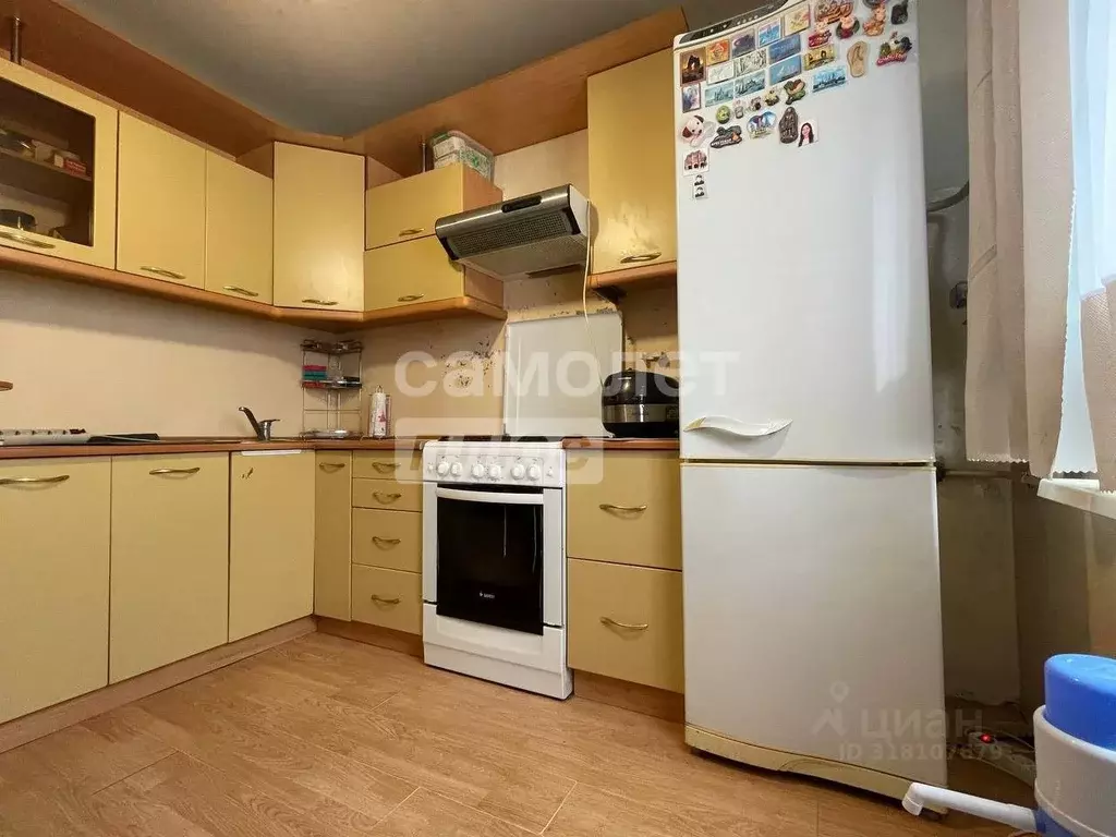 4-к кв. Смоленская область, Смоленск ул. Попова, 138 (81.6 м) - Фото 0