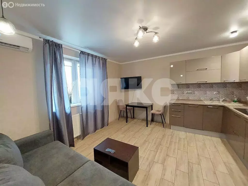 3-комнатная квартира: Батайск, улица Половинко, 280/3к1 (60 м) - Фото 1