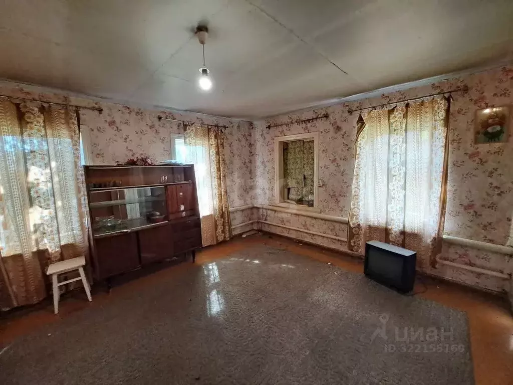 Дом в Саратовская область, Балашовский район, Родничковское ... - Фото 0
