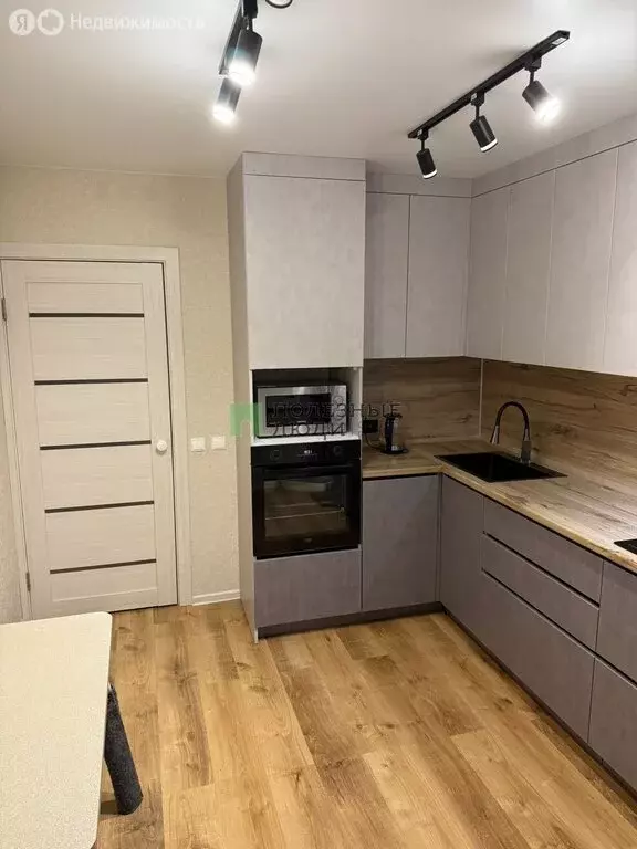 1-комнатная квартира: Ижевск, улица 40 лет Победы, 107 (36 м) - Фото 1