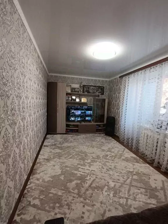 2-к кв. Оренбургская область, пос. Новоорск ул. Ленина, 4Б (50.8 м) - Фото 0