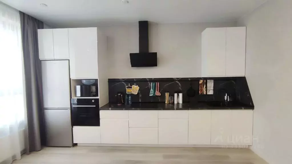 Студия Татарстан, Казань ул. Сибгата Хакима, 62 (40.0 м) - Фото 1