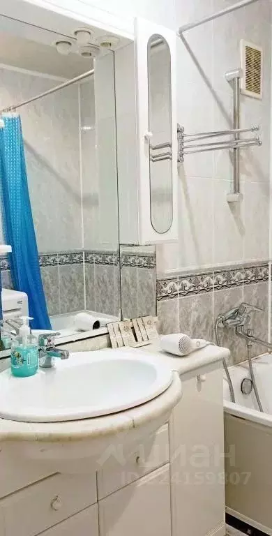 3-к кв. Самарская область, Самара просп. Кирова, 350 (80.0 м) - Фото 2