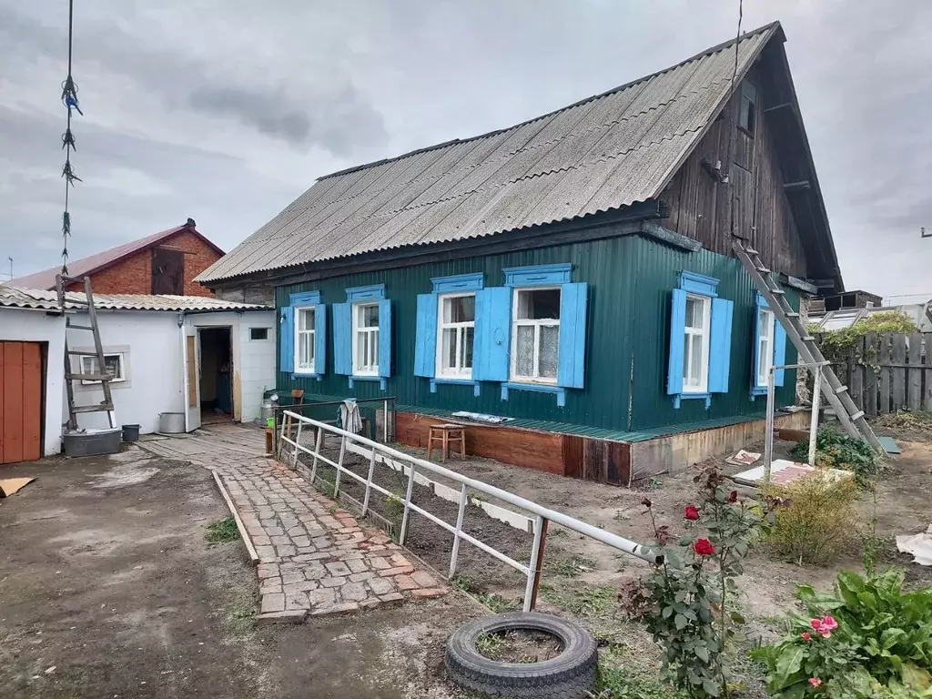 Дом в Омская область, Омск ул. 7-я Северная (50 м) - Фото 1