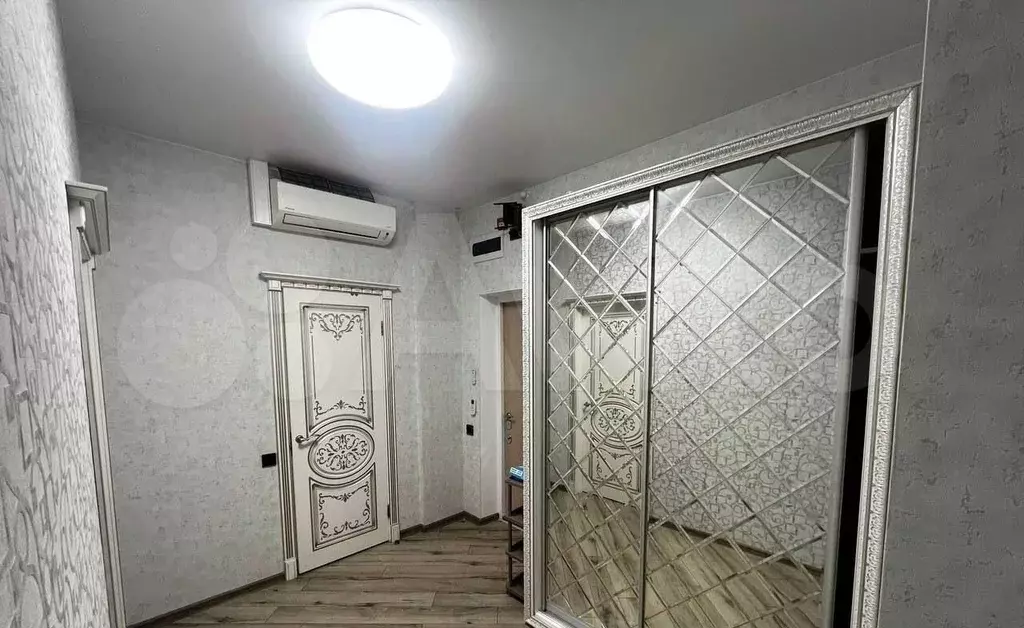 2-к. квартира, 60 м, 21/22 эт. - Фото 1