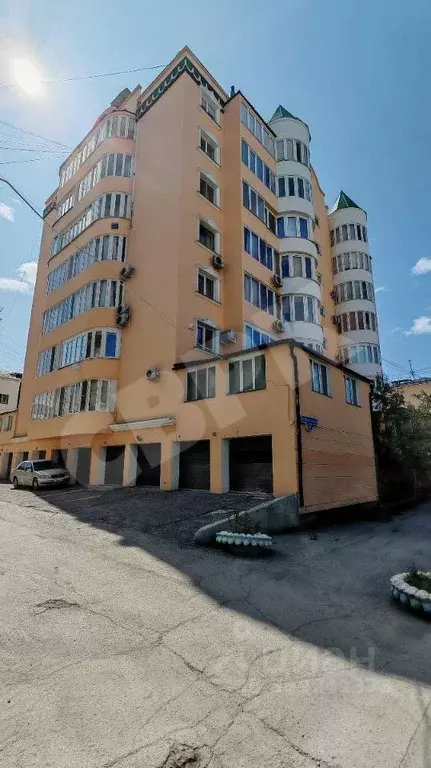 3-к кв. Саха (Якутия), Якутск ул. Орджоникидзе, 43 (104.0 м) - Фото 1