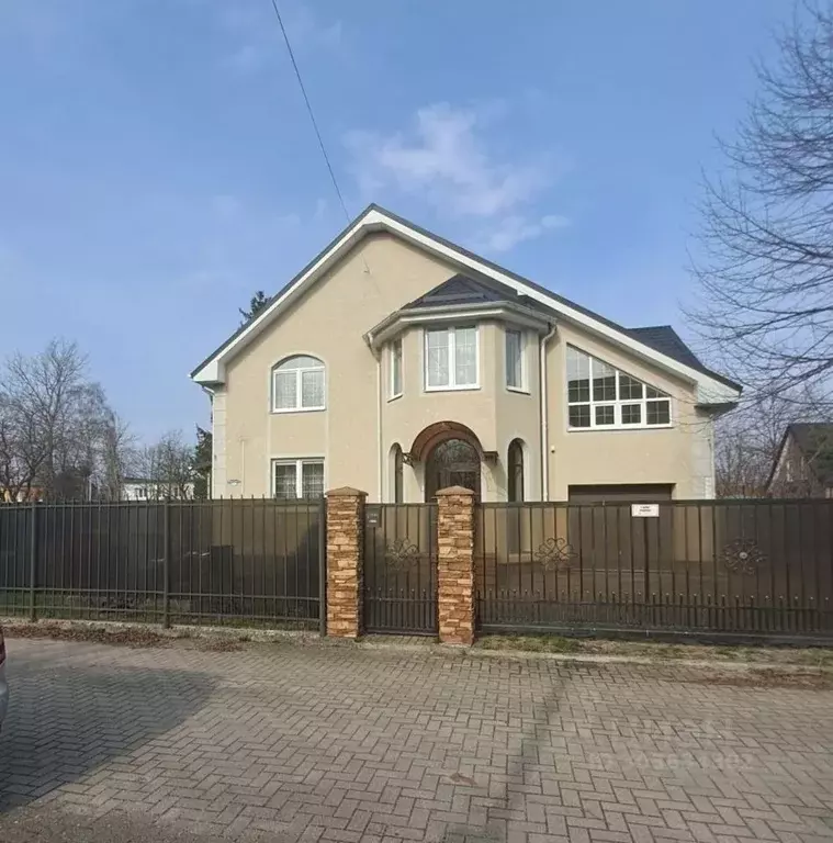 Дом в Калининградская область, Пионерский ул. Рензаева, 28 (219 м) - Фото 1
