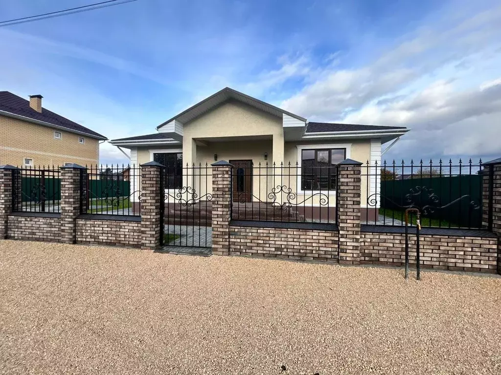 Коттедж в Рязанская область, Рязанский муниципальный округ, с. ... - Фото 1