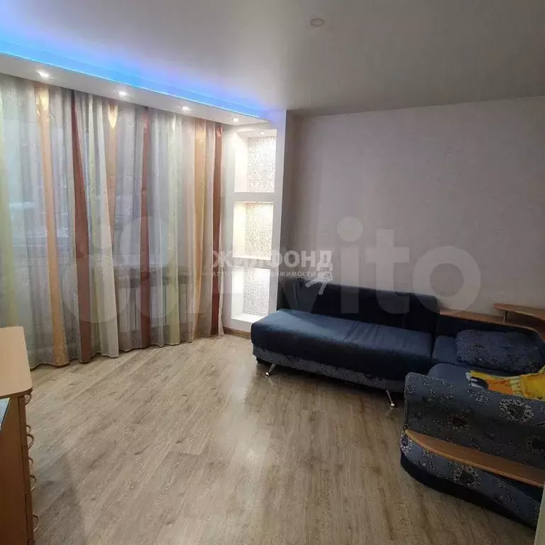 1-к. квартира, 50 м, 1/4 эт. - Фото 1