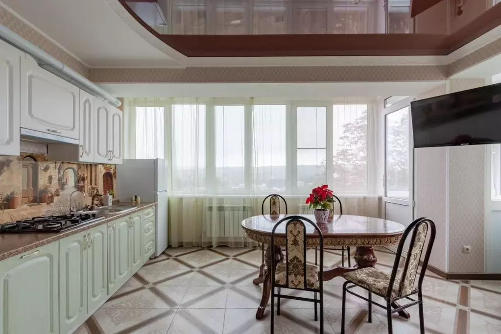 3-к кв. Ставропольский край, Пятигорск ул. Власова, 4 (75.0 м) - Фото 1