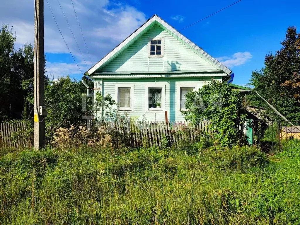 Дом в Новгородская область, Окуловка ул. Марата, 32 (50 м) - Фото 1